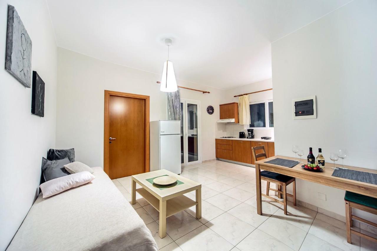 Omega Comfy Apartments Almirída Luaran gambar